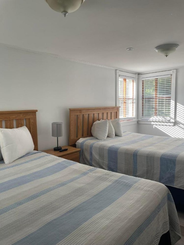 The Grand Beach Inn image 34