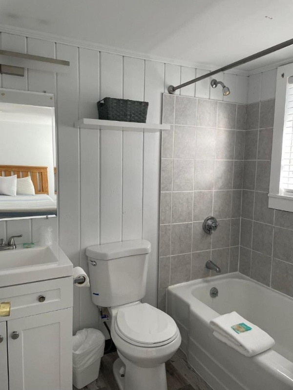 The Grand Beach Inn image 36