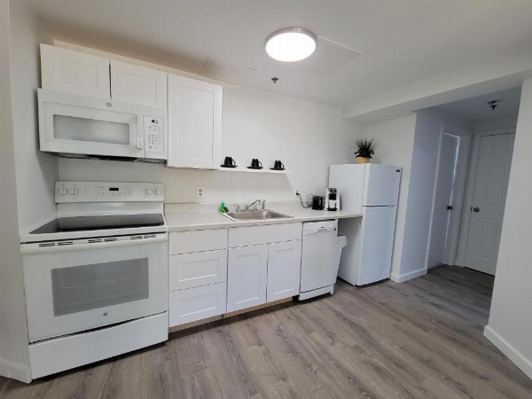 The Grand Beach Inn image 56